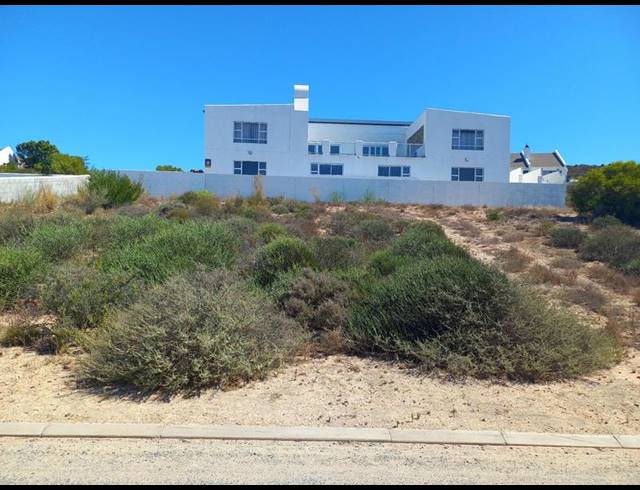 LAND FOR SALE IN BRITANNICA HEIGHTS